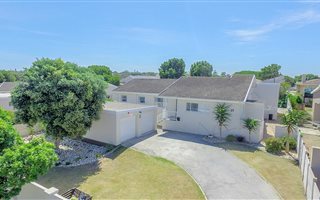 4 Bedroom House in Fernglen
