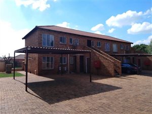 2 Bed Apartment in Clarina