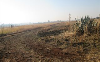 1.1 ha Land available in Raslouw AH