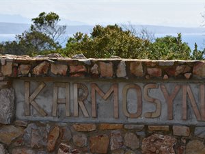 460 m² Land available in Vlees Bay