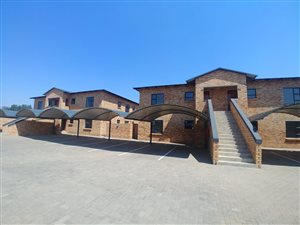 for sale in Newmarket Park | T2323796