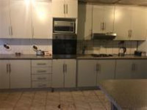 2 Bedroom House in Westbury