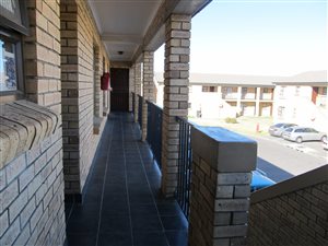 2 Bed Apartment in Whispering Pines