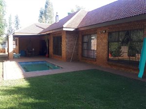 3 Bed House in Rothdene