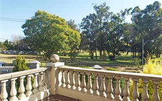 1 Bedroom Apartment in Melrose