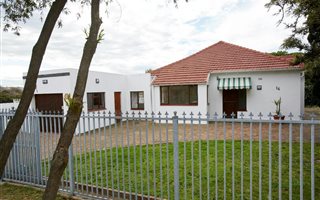 4 Bedroom House in Pinelands