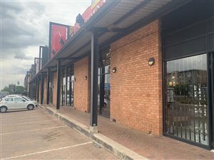 580 m² Commercial space in Fourways
