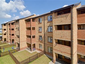 2 Bed Apartment in Halfway Gardens