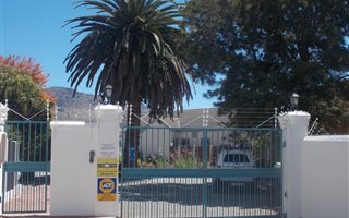 2 Bedroom House in Tokai