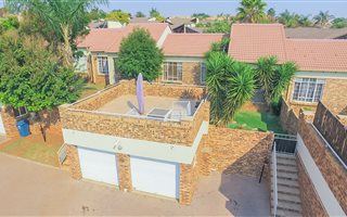 2 Bedroom Townhouse in Moreleta Park