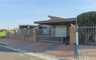 3 Bedroom House in Glenwood