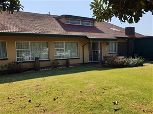 6 Bed House in Ontdekkers Park