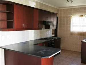 3 Bed House in Hagley