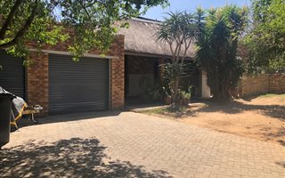 3 Bedroom House in Johannesburg North