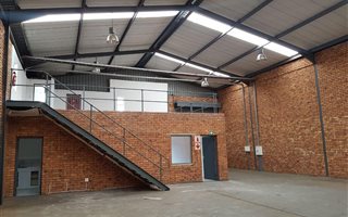479 m² Industrial space in Bartlett