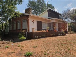 4 Bed House in Winchester Hills
