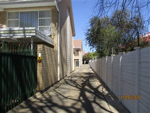 3 Bed Duplex in Three Rivers