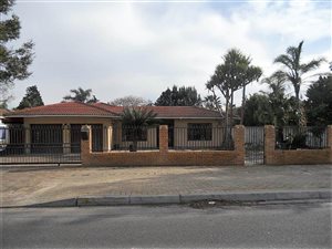 4 Bedroom House in Bellville South