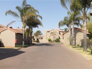 3 Bed House in Eco Park