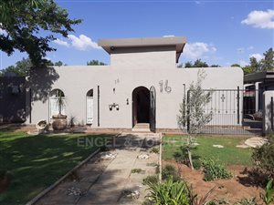 4 Bed House in Baillie Park