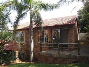 3 Bed Townhouse in Waterkloof Park