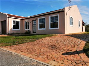 3 Bed House in Whispering Pines