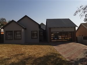 4 Bed House in Brooklands Lifestyle Estate