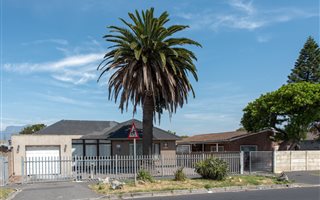 4 Bedroom House in Athlone
