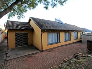 4 Bed House in Lindhaven