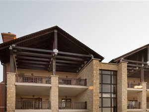 2 Bed Apartment in Waterfall Hills Mature Lifestyle Estate