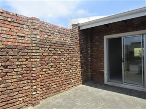 2 Bed Simplex in George South