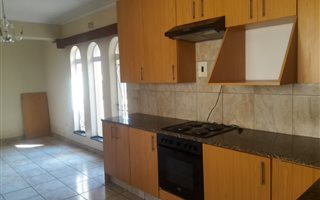 3 Bedroom House in Isandovale