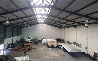 750 m² Industrial space in Kraaifontein Central