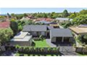 3 Bed House in Brackendowns