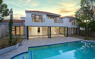 4 Bedroom House in Dainfern Ridge