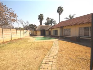 3 Bed House in Daspoort