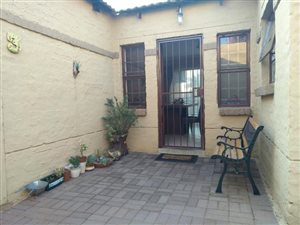 2 Bed Townhouse in Eldoraigne