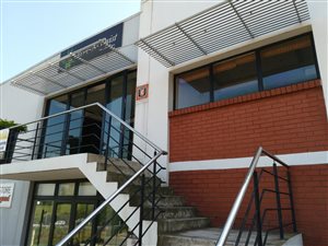 107 m² Commercial space in New Town Centre (Gateway)