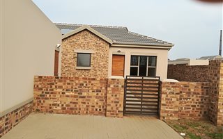 3 Bedroom Townhouse in Witbank Central