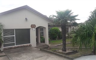 4 Bedroom House in Strelitzia Park