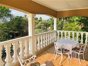 4 Bed House in Steiltes