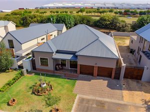 4 Bedroom House in Heritage Hill