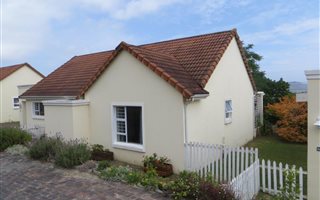3 Bedroom House in Old Place