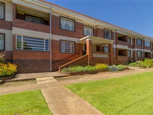 1 Bed Apartment in Selection Park