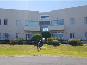 2 Bed Apartment in Van Riebeeckstrand