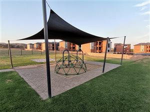 2 Bed Apartment in Glenvista