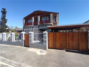 3 Bed House in Ruyterwacht