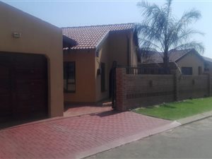 2 Bed House in Vosloorus