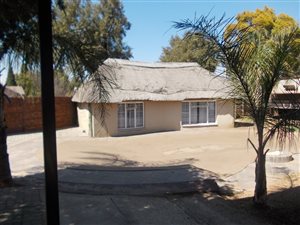 3 Bed House in Mayberry Park
