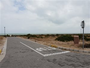 688 m² Land available in Laaiplek